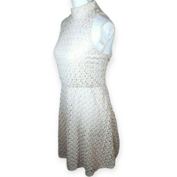 XHILARATION CREAM CROCHET DRESS SZ.XL EUC. - Picture 4 of 7